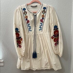 Zara Cream Mini Dress with Multicolor Embroidery